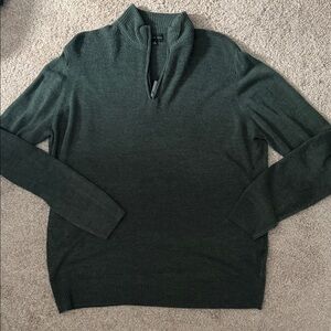 Men's Green Sweater size xl